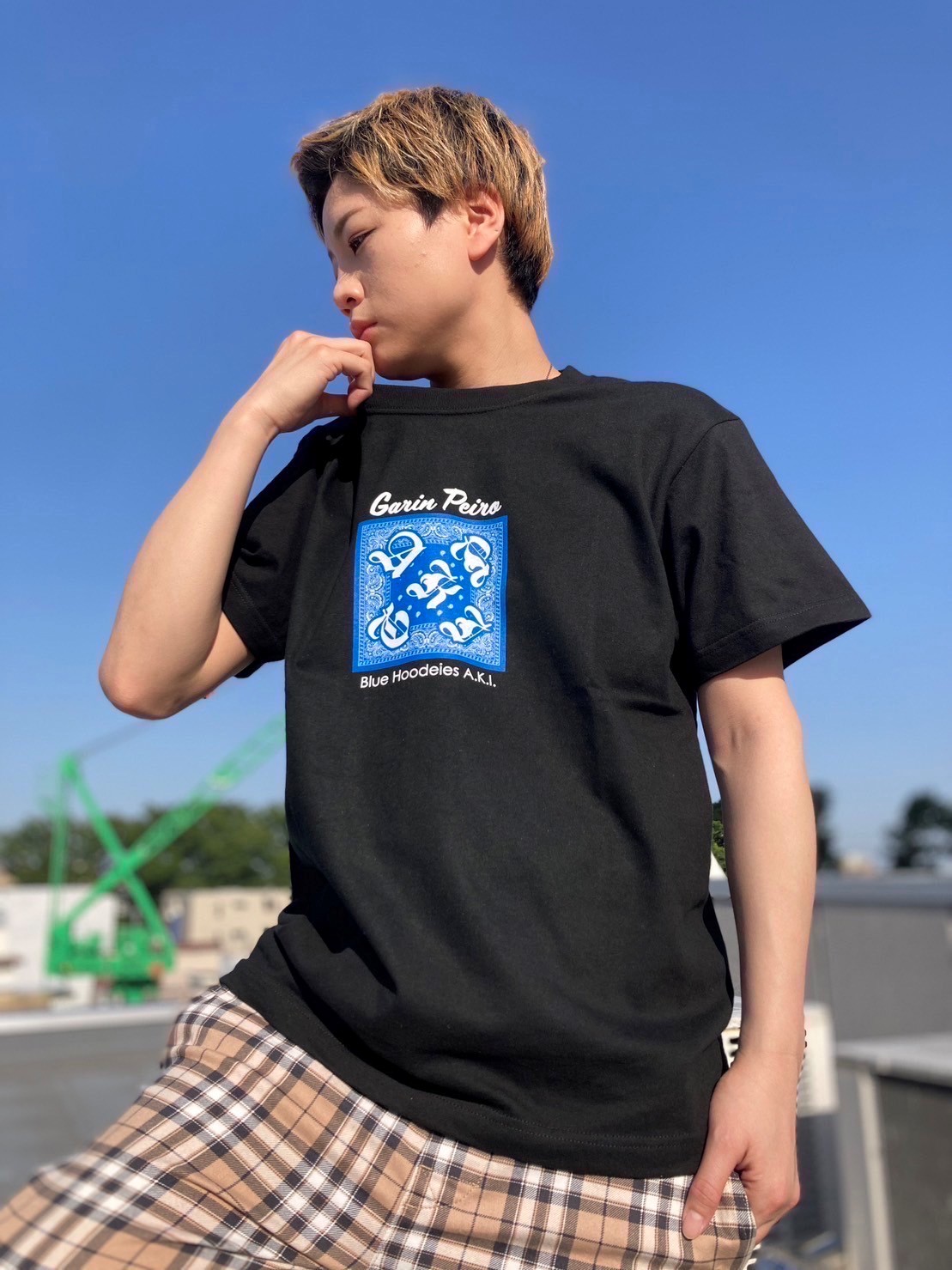 青パーカーのあき × GarinPeiro Collaboration T-Shirt - 画像 (3)